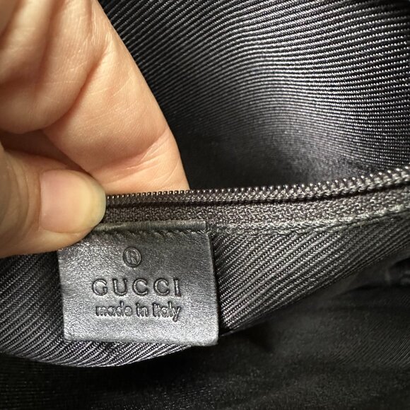 GUCCI Small Canvas Shoulder Bag | black w gold hardware - Picture 6 of 12